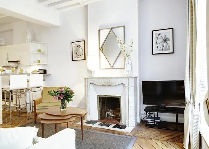 Apartment Marais